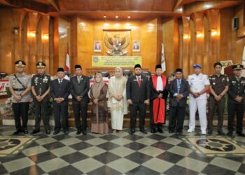 Bupati Asahan Hadiri Pengambilan Sumpah/Janji PAW Anggota DPRD Kabupaten Asahan