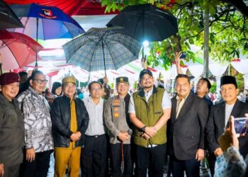 Pastikan Ibadah Malam Natal Aman, Bobby Bersama Pj Gubsu Tinjau Gereja