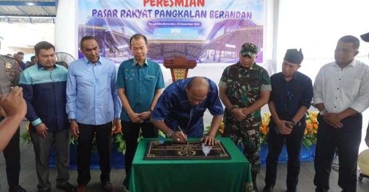Pasar Rakyat Pangkalan Brandan Diresmikan Syah Afandin