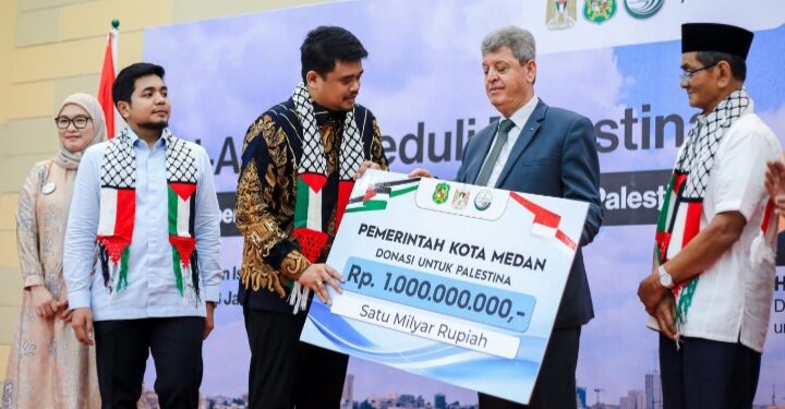 Kecam Keras Aksi Israel, Bobby Serahkan Donasi Pemko Medan Rp.1 M untuk Palestina