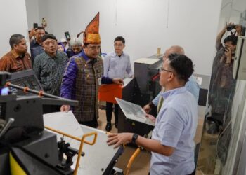 Resmikan Rumah Kemasan, Bobby: Semoga UMKM Naik Kelas dan Tingkatkan Daya Saing