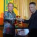 Yong Ganas Anugerahi Syah Afandin Tokoh Peduli Sosial