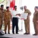 Pj Gubernur Sumut Dampingi Mentan Serahkan Bantuan Pertanian Senilai Rp534 Miliar