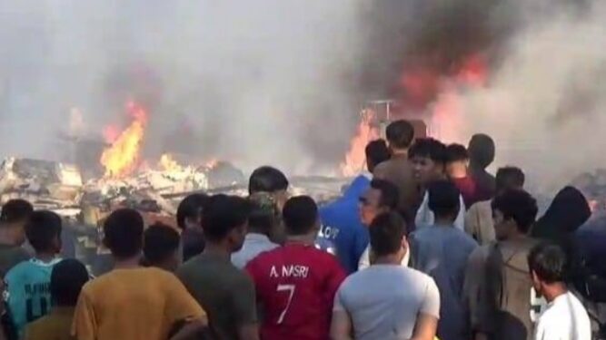 Belasan Rumah Panggung Milik Warga Bagan Deli Musnah Terbakar