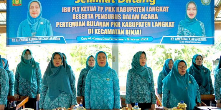 Suasana Haru Selimuti Pertemuan Bulanan TP.PKK Kabupaten Langkat 