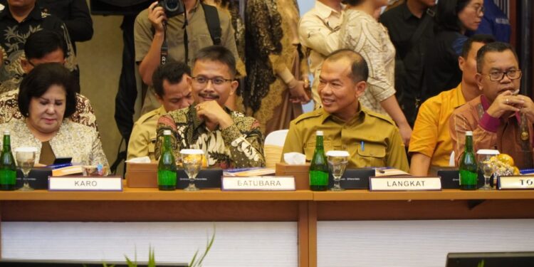 Mewakili Pj. Bupati Langkat, Sekda Amril Hadiri RUPS Bank Sumut 