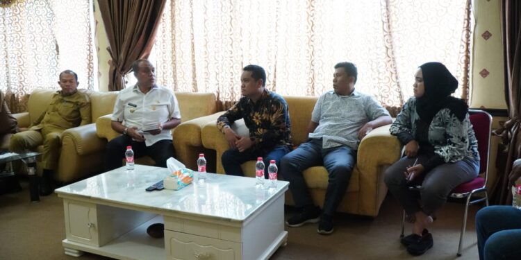 Audensi dengan KPU, Faisal Hasrimy Titip Pesan: Sukseskan Pilkada 2024