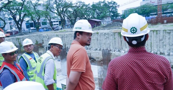 Tinjau Revitalisasi Lapangan Merdeka, Bobby: Insya Allah Selesai Tahun Ini