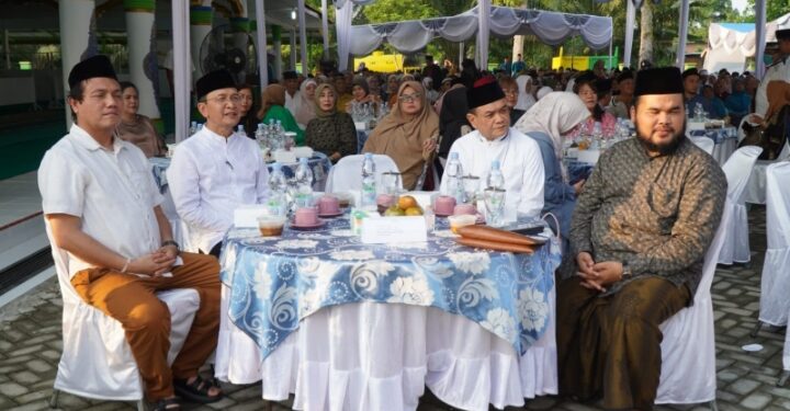 Pj Bupati Langkat Diwakili Asisten Pemerintahan dan Kesra Mulyono Hadiri Safari Ramadhan PT.LNK 