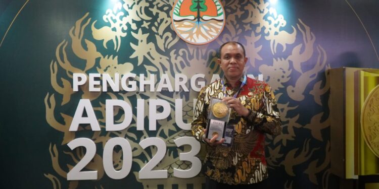 Pj Bupati Langkat Faisal Hasrimy Jemput Piala Adipura tahun 2023 untuk Langkat