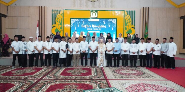 Pj Bupati Gelar Buka Puasa Bersama Ulama, Umaroh dan Pemkab Langkat