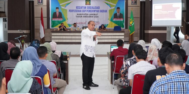 Sosialisasi Penyusunan SOP Pemda, Pj Bupati Langkat: Laksanakan SOP demi Meningkatkan Pelayanan