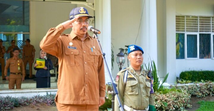 Asisten Administrasi Umum Musti Pimpin Apel Gabungan Pemkab Langkat, THR 2024 Segera Dibayarkan