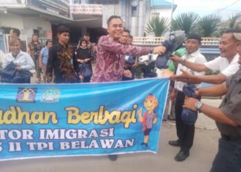 Imigrasi Belawan Apel Pelepasan Libur Lebaran 1445 H dan Berbagi Takjil