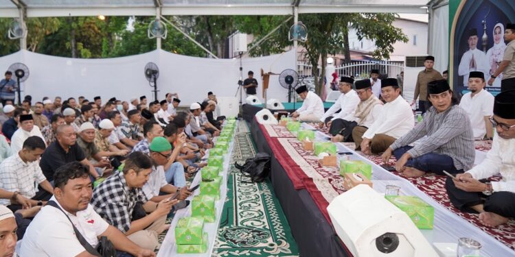 Buka Puasa Bersama Wartawan, Pj Gubernur Sumut Apresiasi Kontribusi Wartawan Sukseskan Pemilu 2024