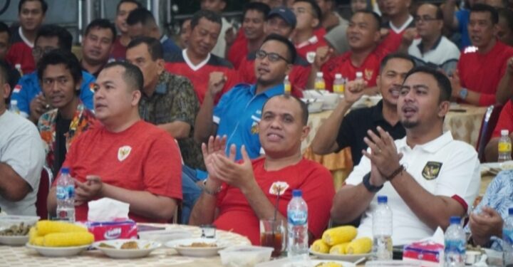 Ratusan Masyarakat Antusias Nonton Bareng Bersama Pj Bupati Langkat 