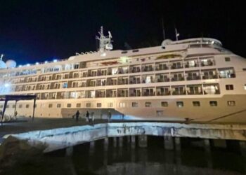 PT Pelindo Regional 1 Melayani Kapal Pesiar Silver Cloud di Belawan