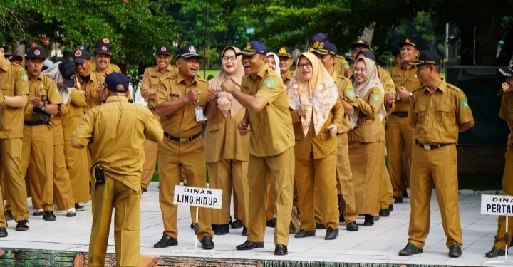 Asisten Administrasi Umum Musti Pimpin Apel Gabungan Pemkab Langkat 