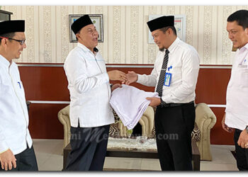 Plh Dirut Perumda Tirtanadi Serahkan 8624 Handuk Bagi Jamaah Haji Embarkasi Medan
