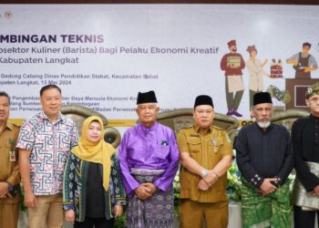 Staffli Bidang SDM, Sosial dan Kemasyarakatan Sujarno Wakili Pj Bupati Langkat dalam Bimtek Subsektor Kuliner