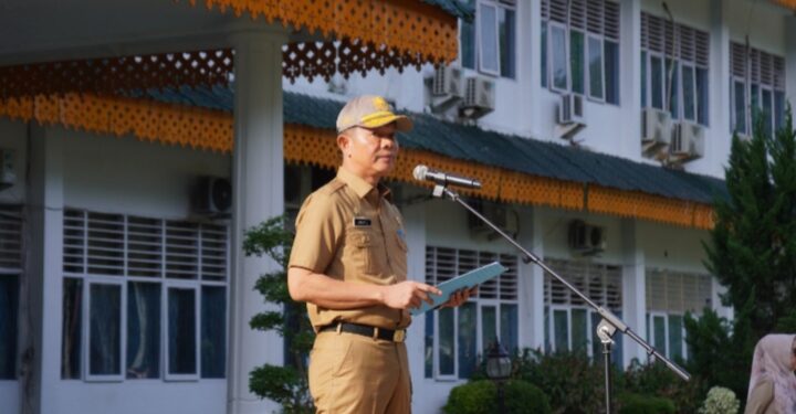 Pj. Bupati Langkat Diwakili Sekda Amril dalam Apel Gabungan Ajak Masyarakat Sukseskan Budidaya Udang