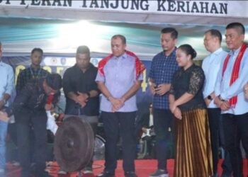 Ribuan Permata GBKP Klasis Kuala Langkat Sambut Pj Bupati Faisal Hasrimy dalam Pembukaan PORSENI 2024