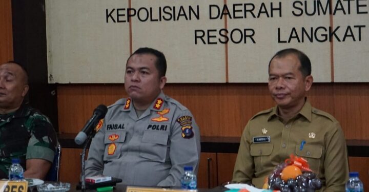 Sekda Langkat Amril Ikuti Zoom Meeting Peluncuran Digitalisasi Layanan Perizinan Penyelenggaraan Event