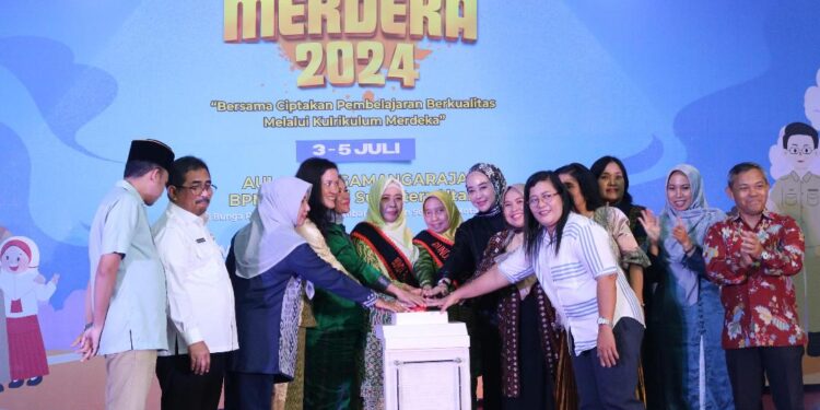 Pj Ketua TP. PKK Langkat Hadiri Festival Kurikulum Merdeka 2024 di BPMP Sumatera Utara