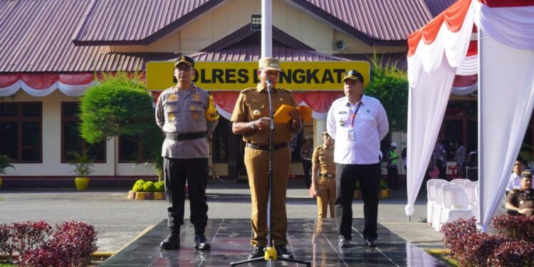 Pj. Bupati Langkat Pimpin Apel Gelar Pasukan Operasi Patuh Toba 2024