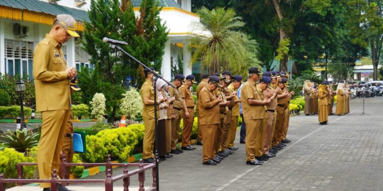 Sekda Langkat Amril Pimpin Apel Gabungan Pemerintah Kabupaten Langkat