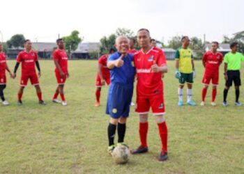 Tim Lantamal I Vs Tim RSUP H Adam Malik Medan Gelar Sepak Bola Persahabatan