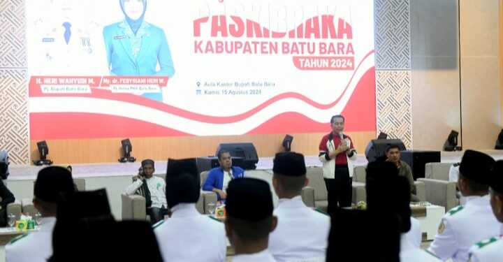 Pj Gubernur Sumut Agus Fatoni Beri Motivasi Paskibraka dan Berterima Kasih kepada Veteran di Kabupaten Batubara