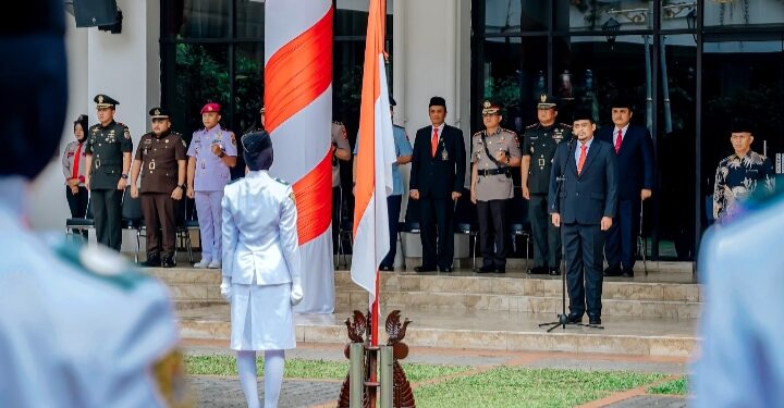 Bobby Nasution Kukuhkan 42 Anggota Paskibraka Kota Medan
