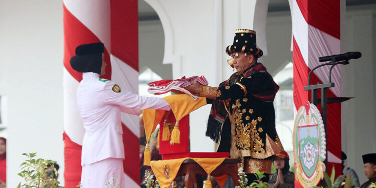 Pimpin Upacara HUT ke-79 RI di Sumut, Pj Gubernur Agus Fatoni Ajak Masyarakat Berpartisipasi dalam Gerakan Serentak Membangun Daerah