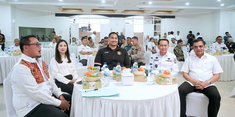 Bertemu Menpora, Pj Gubernur Sumut Agus Fatoni Pastikan Persiapan PON XXI Wilayah Sumut Selesai Tepat Waktu
