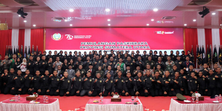Pj Gubernur Agus Fatoni Apresiasi Paskibraka Sumut 2024 dan Harapkan Raih Kesuksesan