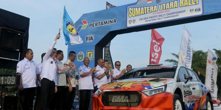 Buka Ajang Asia-Pacific Rally Championship, Pj Gubernur Agus Fatoni Sebut APRC Mampu Populerkan Sumut Lewat Olahraga   