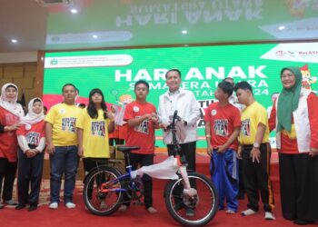 Peringati Hari Anak Nasionak 2024, Pj Gubernur Agus Fatoni Ajak Anak-Anak Sumut Bermain Kuis: Mereka Hebat