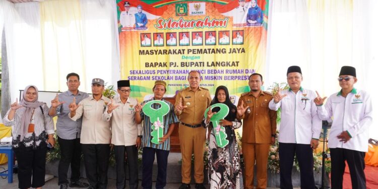 Pj. Bupati Langkat Resmikan 6 Rumah Layak Huni di Kecamatan Pematang Jaya, Perkuat Upaya Pengentasan Kemiskinan