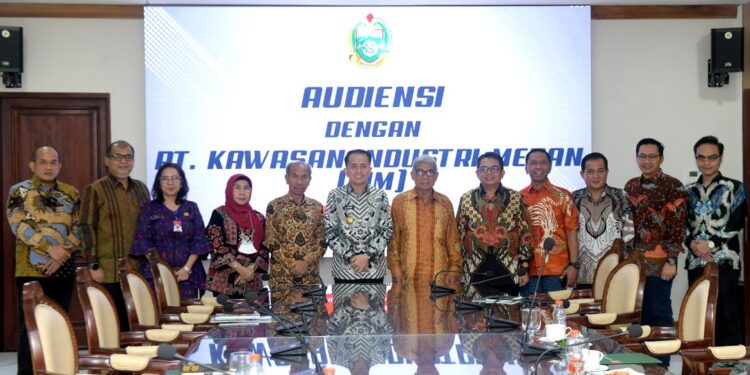 Pj Gubernur Sumut Agus Fatoni Minta Optimalkan Berbagai Lini Bisnis untuk Dukung Pelaksanaan PON XXI
