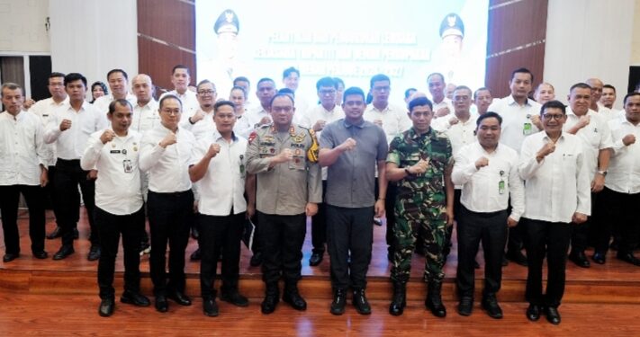 Wali Kota Medan Lantik Pengurus Lembaga Kerjasama Tripartit dan Dewan Pengupahan Kota Medan 2024-2027