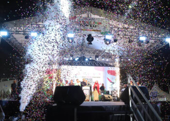 Buka Festival UMKM PON XXI, Pj Gubernur Agus Fatoni Kenalkan Beragam Produk Asli Sumut   