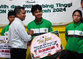 Belum Kering Keringat Atlit Tebing Tinggi Peraih Medali Pon, Pj Wako Berikan Tali Asih