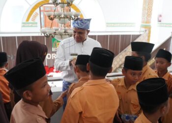 Pj. Bupati Langkat Faisal Hasrimy Beri Motivasi kepada Generasi Muda: “Semua Punya Hak untuk Sukses, Asal Berusaha dan Berdoa”