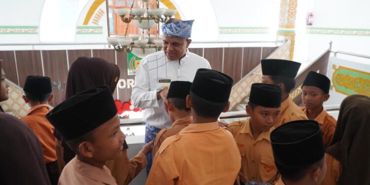 Pj. Bupati Langkat Faisal Hasrimy Beri Motivasi kepada Generasi Muda: “Semua Punya Hak untuk Sukses, Asal Berusaha dan Berdoa”