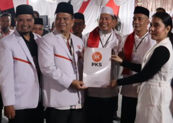 Pilkada Serentak 2024, Hidayatullah-Yasir Ridho Daftar Terakhir ke KPU Medan