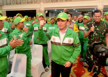 Lepas Kontingan Sumut, Pj Gubernur Agus Fatoni Optimis Raih Empat Besar pada Ajang PON XXI   