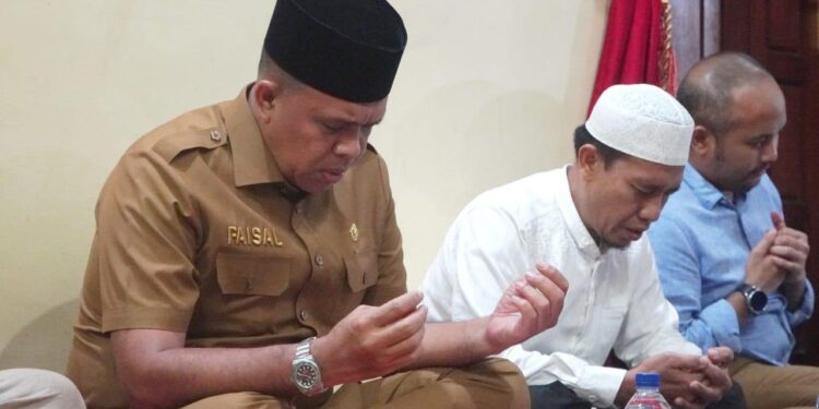 Pj. Bupati Langkat Hadiri Tahlilan Malam Ketiga Almarhum Ka UPT Puskesmas Beras Basah, Wujud Kepedulian kepada Keluarga dan Masyarakat