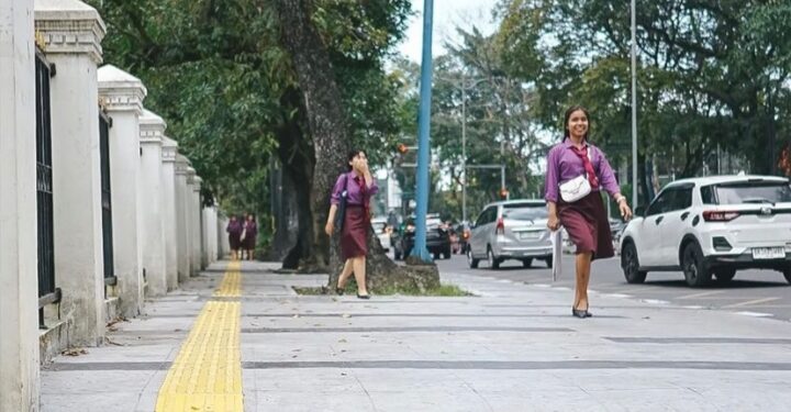 Pasca Rehabilitasi Trotoar, Pejalan Kaki Kini Merasa Lebih Aman dan Nyaman