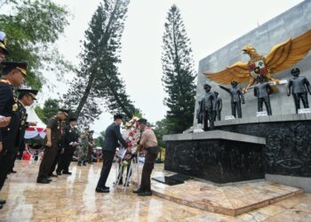 Pimpin Upacara Hari Kesaktian Pancasila, Pj Gubernur Sumut Agus Fatoni Ajak Masyarakat Refleksikan Nilai Pancasila dalam Kehidupan